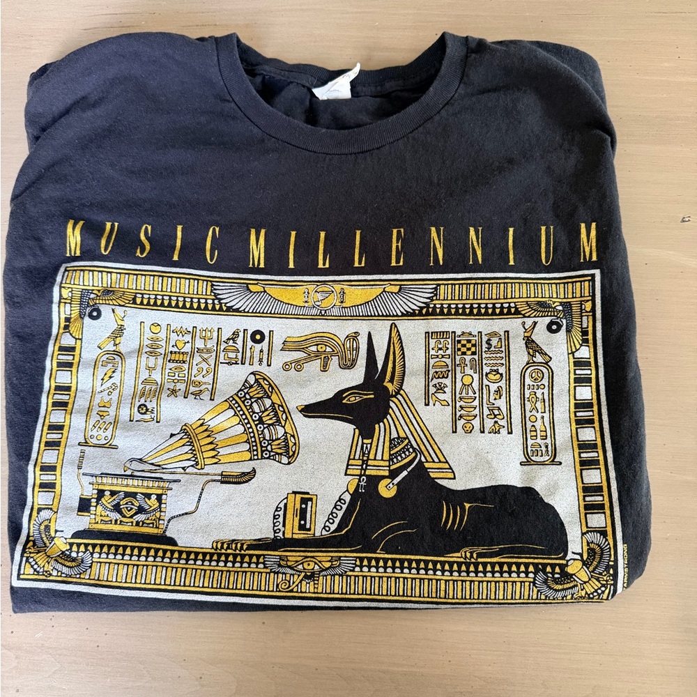 Music Millennium tee, Portland Oregon, size medium